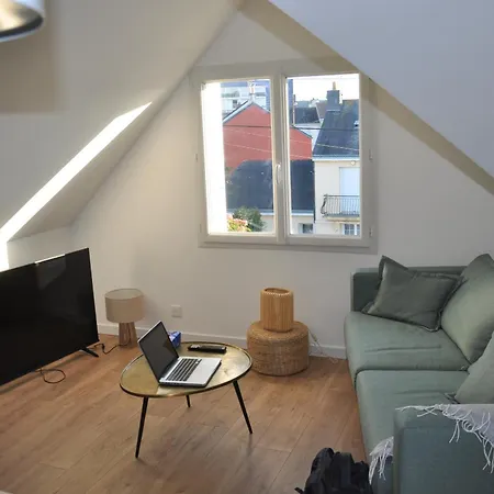 Beautiful 3-room Attic Apartment, New And Fully Equipped Daire *