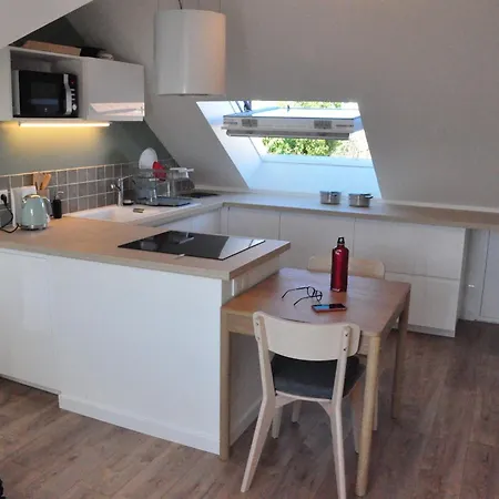 Apartamento Beautiful 3-room Attic Apartment, New And Fully Equipped