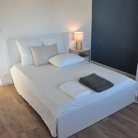 Daire Beautiful 3-room Attic Apartment, New And Fully Equipped