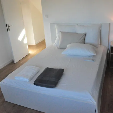 Beautiful 3-room Attic Apartment, New And Fully Equipped